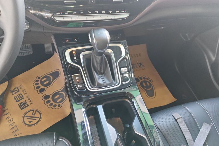 GAC Trumpchi M6 2024 car image #14