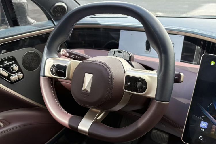 阿维塔 阿维塔11 2024 汽车图片 #14