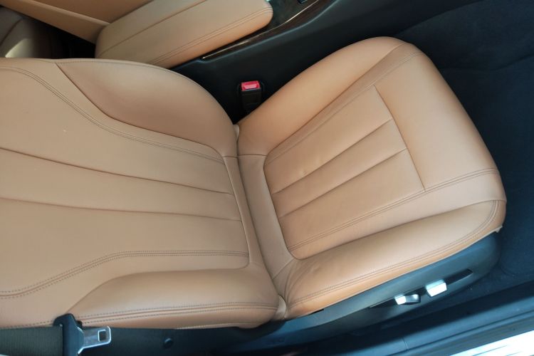 BMW 5 Series 2017 car image #14