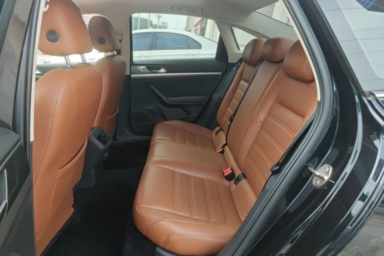 Volkswagen Lavida 2018 car image #14
