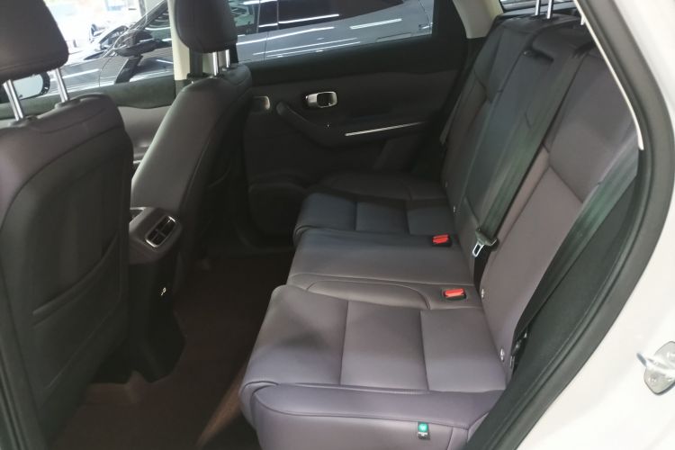 零跑汽车 零跑C10 2025 汽车图片 #14