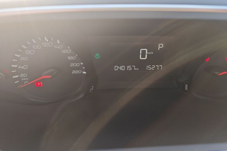 Peugeot 308 2017 #14 Peugeot 308 2017 car image #14