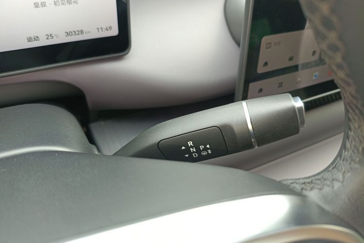 零跑汽车 零跑C10 2024 汽车图片 #14