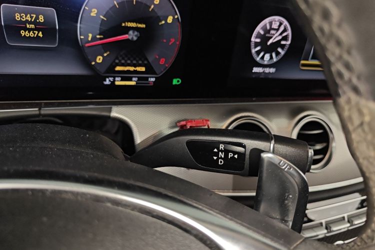 Mercedes-Benz E AMG 2017 صورة سيارة #14