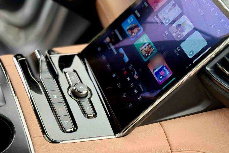 NIO ES8 2020 car image #14