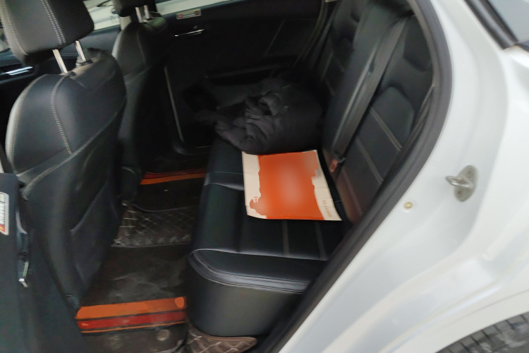 BYD e3 2020 #14 BYD e3 2020 car image #14