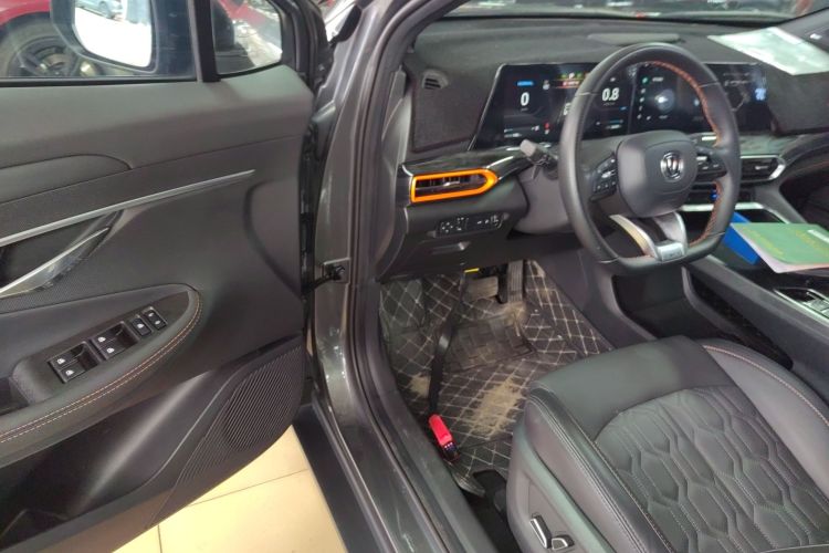 Changan UNI-T 2021 car image #14