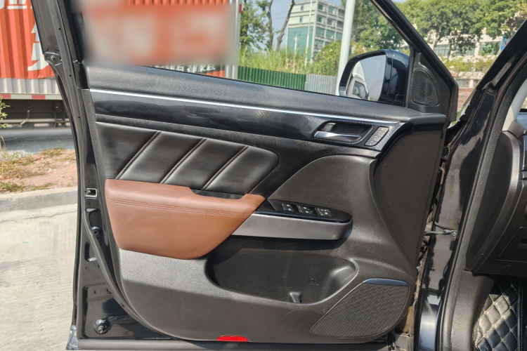 GAC Trumpchi GS7 2018 #14 GAC Trumpchi GS7 2018 car image #14