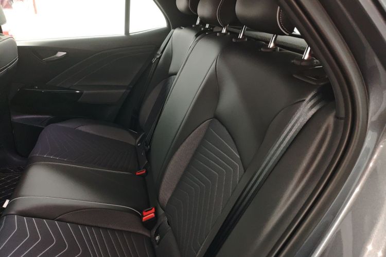 Volkswagen ID.3 2024 car image #14