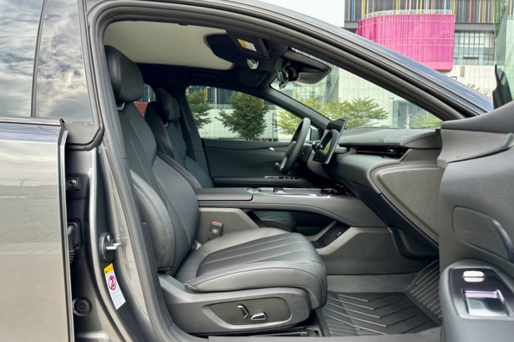 Deepal L07 2025 car image #14