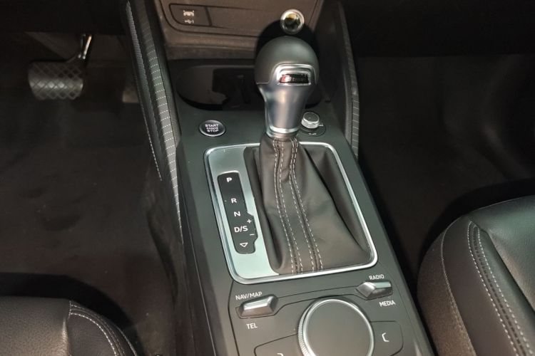 Q2L 2022 image de voiture #14