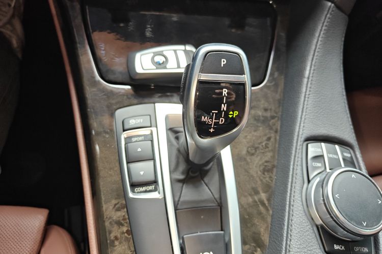 BMW 6 Series 2018 #14 BMW 6 Series 2018 car image #14