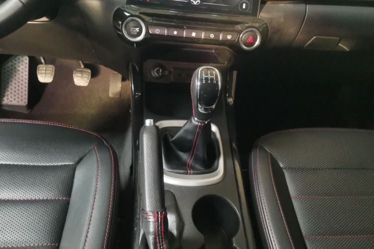 Kaiyi X3 2017 #14 Kaiyi X3 2017 car image #14