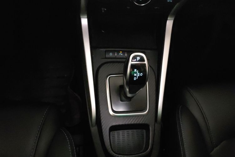 BYD Yuan New Energy 2018 car image #14