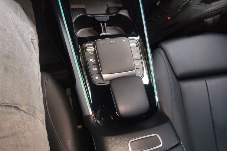 Mercedes-Benz EQB Class 2024 #14 Mercedes-Benz EQB Class 2024 immagine di auto #14