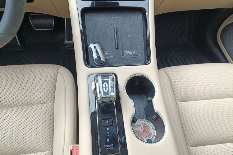 2024 car image #14
