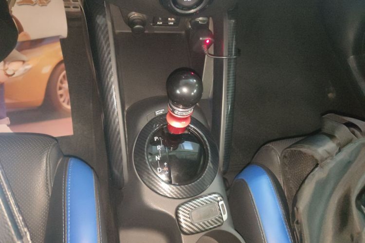 Hyundai Veloster 2015 #14 Hyundai Veloster 2015 car image #14