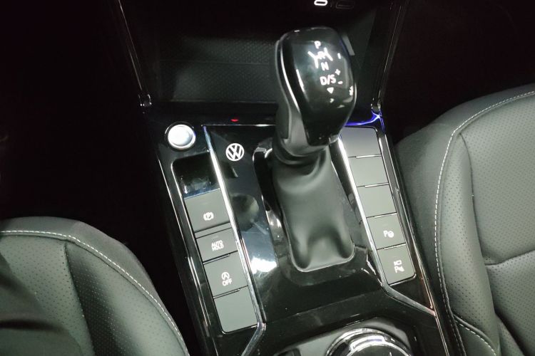 Volkswagen Passat 2025 #14 Volkswagen Passat 2025 imagen de coche #14