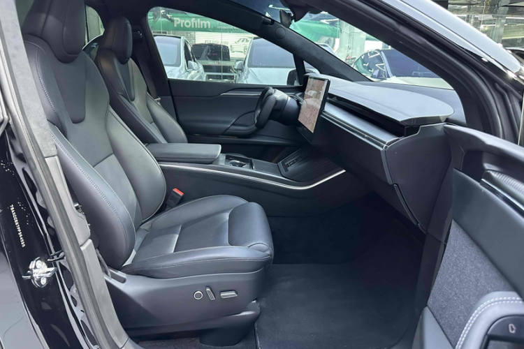 特斯拉 Model X 2023 汽车图片 #14