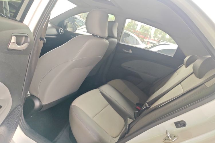 起亚 焕驰 2019 汽车图片 #14