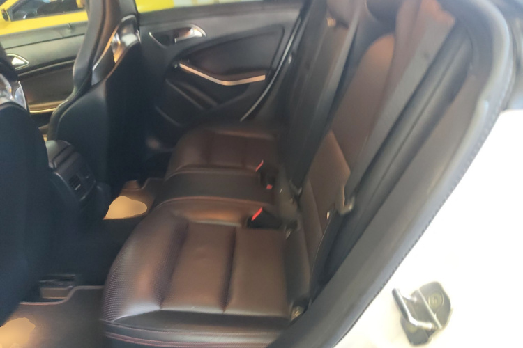 Mercedes-Benz CLA AMG 2018 car image #14