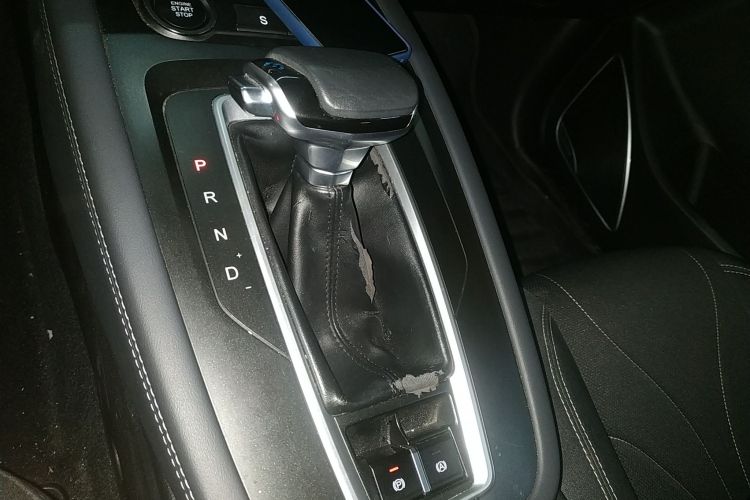 X70M 2022 image de voiture #14