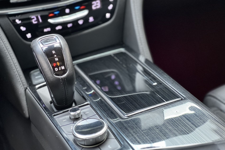 2019 #14 2019 car image #14