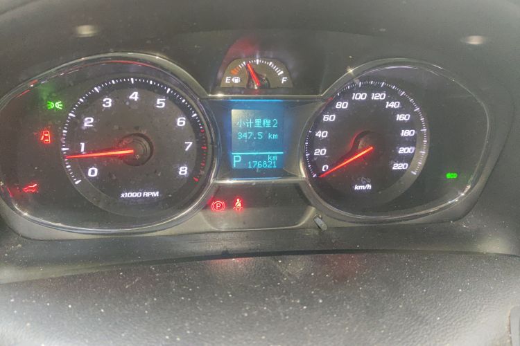 Chevrolet Captiva 2016 car image #14