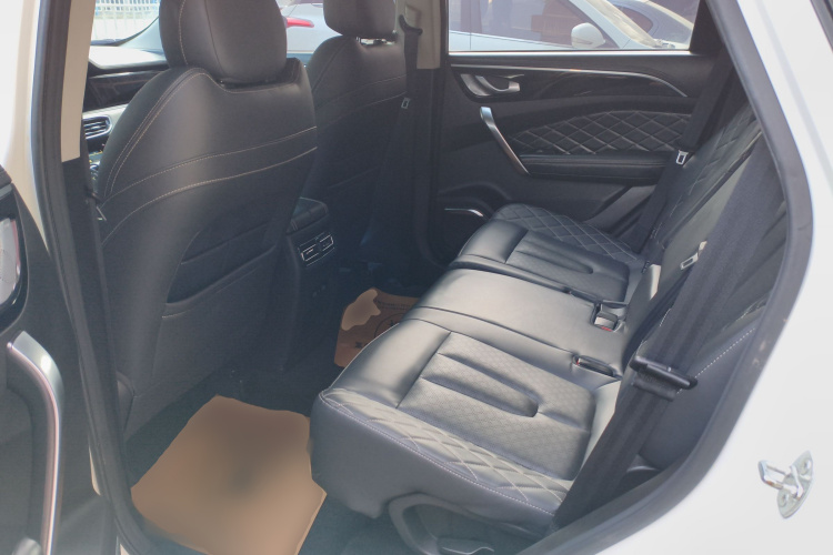 Jetour X95 2022 #14 Jetour X95 2022 صورة سيارة #14