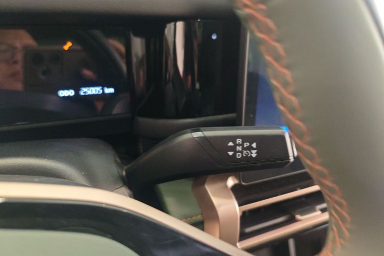 2024 car image #14