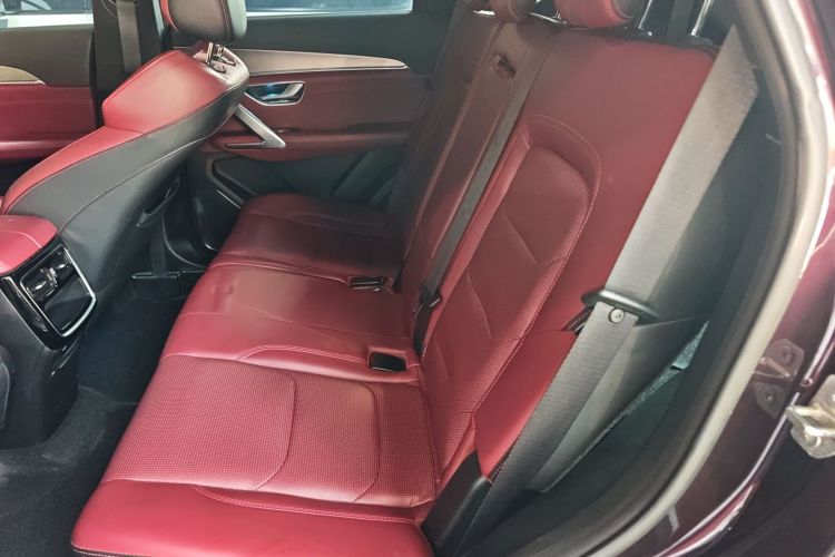 X70 PLUS 2021 car image #14