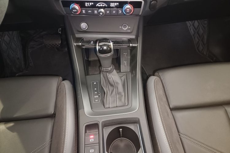 Audi Q3 Sportback 2020 #14 Audi Q3 Sportback 2020 car image #14