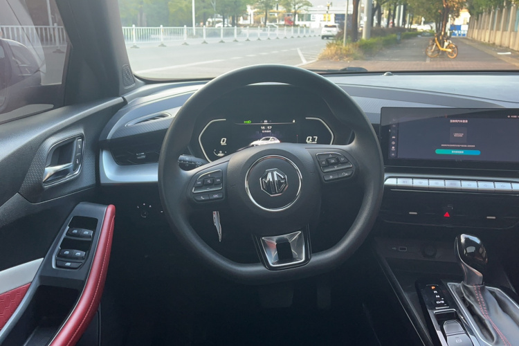 MG 5 2022 #14 MG 5 2022 immagine di auto #14