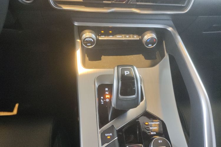 GEELY Coolray New Energy 2021 #14 GEELY Coolray New Energy 2021 immagine di auto #14