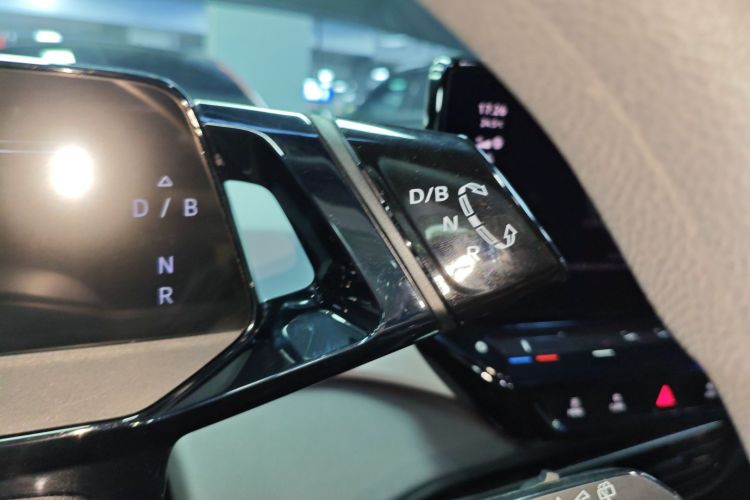 Volkswagen ID.3 2023 #14 Volkswagen ID.3 2023 immagine di auto #14