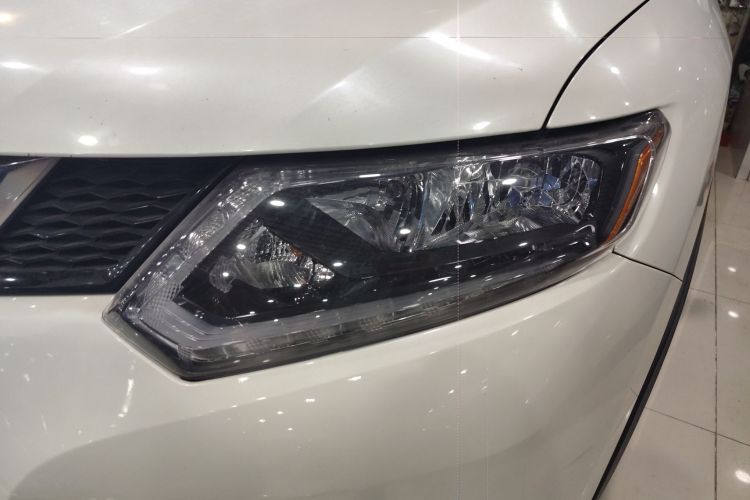 Nissan X-Trail 2014 car image #14