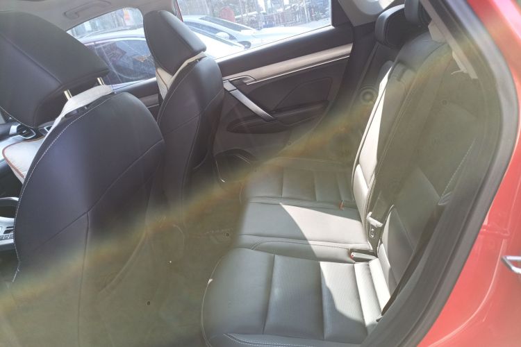 GEELY Coolray 2019 #14 GEELY Coolray 2019 car image #14
