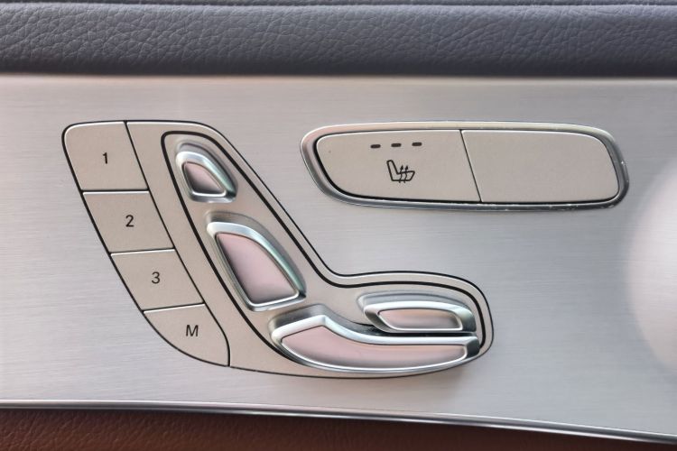 Mercedes-Benz GLC Coupe 2023 imagem de carro #14