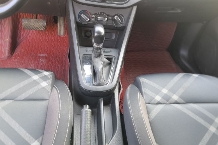 MG 3 2019 car image #14