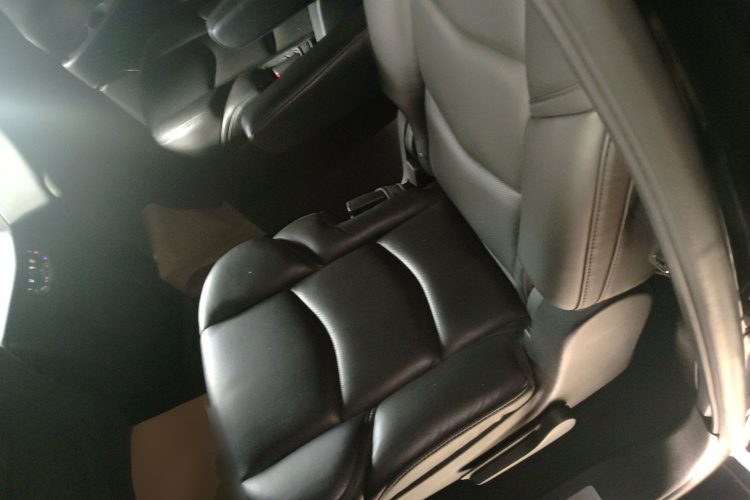 凯迪拉克 凯雷德ESCALADE 2019 汽车图片 #14