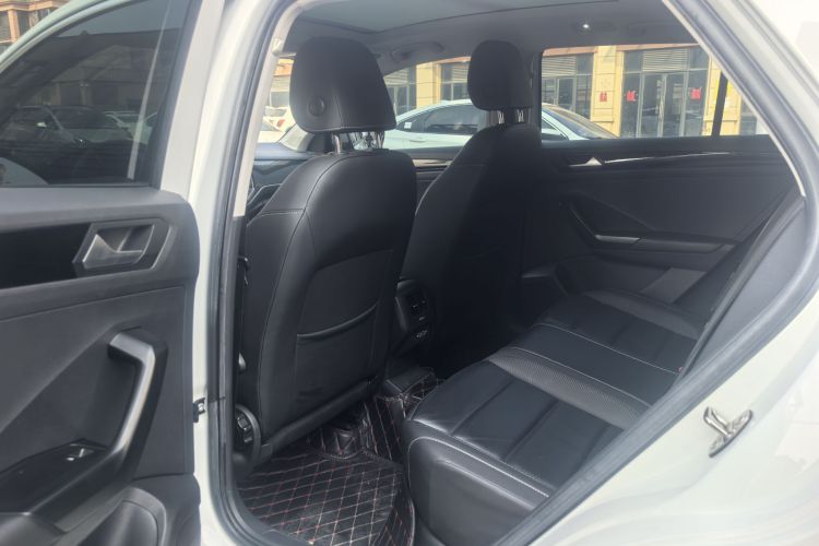 T-Roc 2019 car image #14