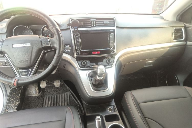 Haval M6 2018 #14 Haval M6 2018 car image #14
