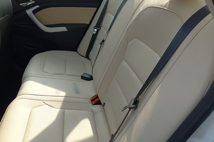 长安 悦翔V7 2017 汽车图片 #14