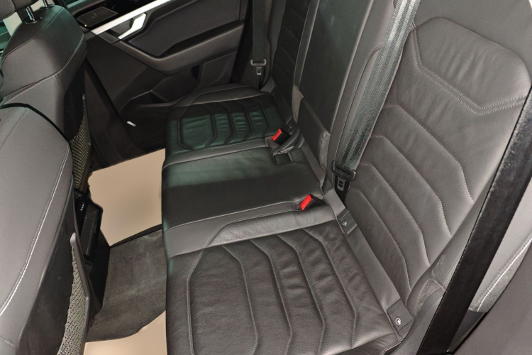 Volkswagen Touareg 2020 #14 Volkswagen Touareg 2020 car image #14