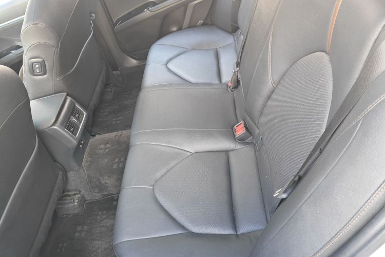 Toyota Camry 2022 immagine di auto #14