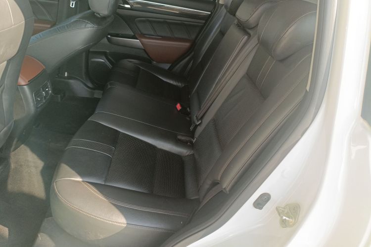 广汽传祺 传祺GS7 2018 汽车图片 #14