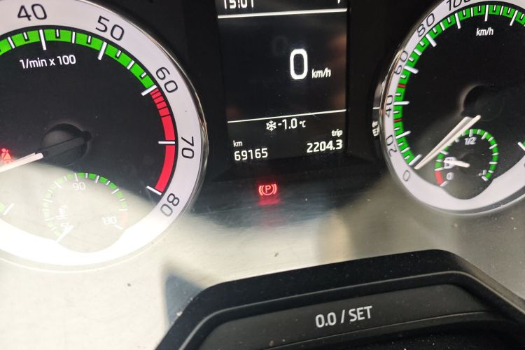 Skoda Octavia 2018 car image #14