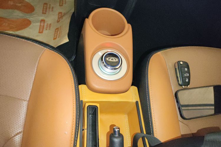 Chery Little Ant 2019 car image #14