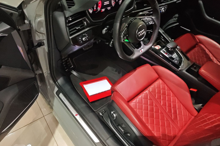 五菱汽车 奥迪S4 2023 汽车图片 #14