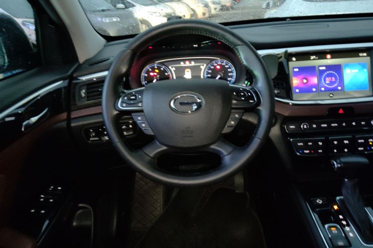 GAC Trumpchi GS8 2018 #14 GAC Trumpchi GS8 2018 car image #14